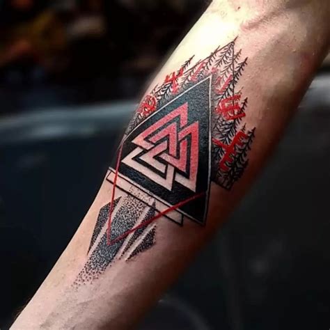In many depictions, the Valknut sign appeared alongside Odin. . Valknut tattoo military